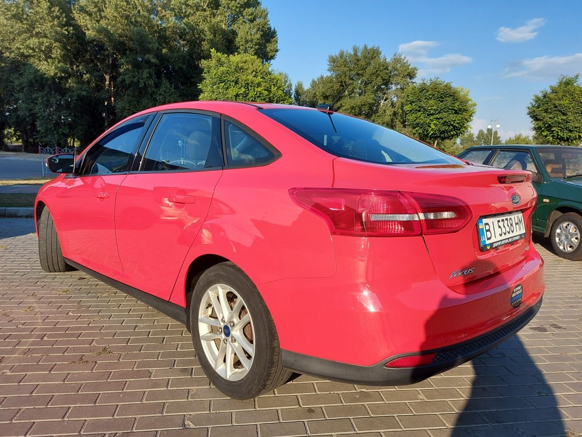 Ford focus SE 2.0 2015