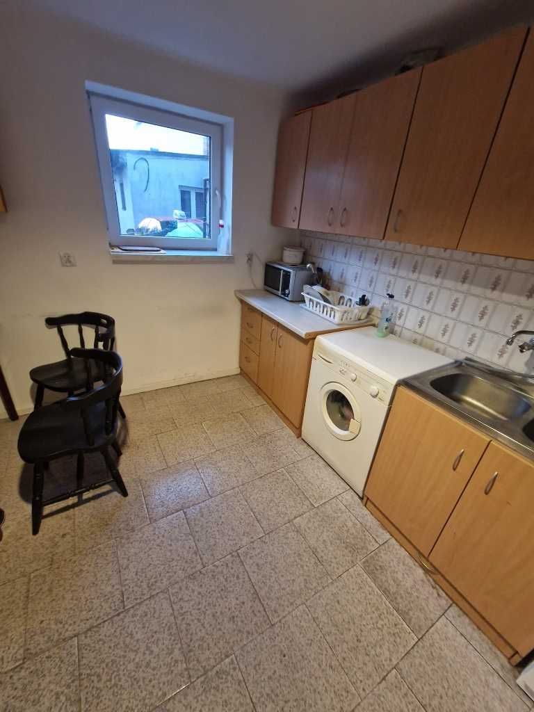 Pokój w domu jednorodzinnym - Marki PL/ENG
