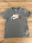 Koszulka T-shirt Nike rozmiar 116-122