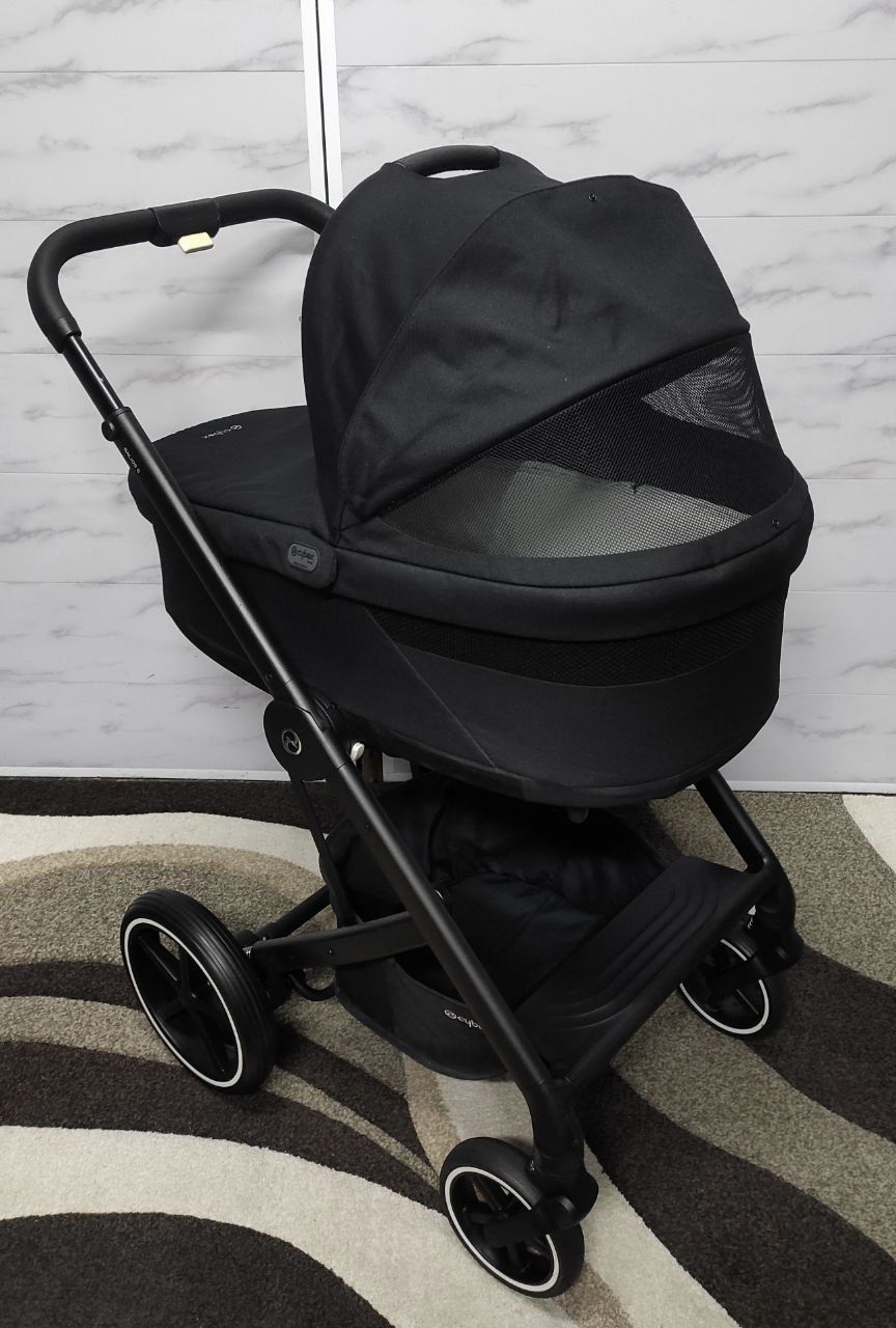 Cybex Balios S Lux Moon Black, коляска в новому стані