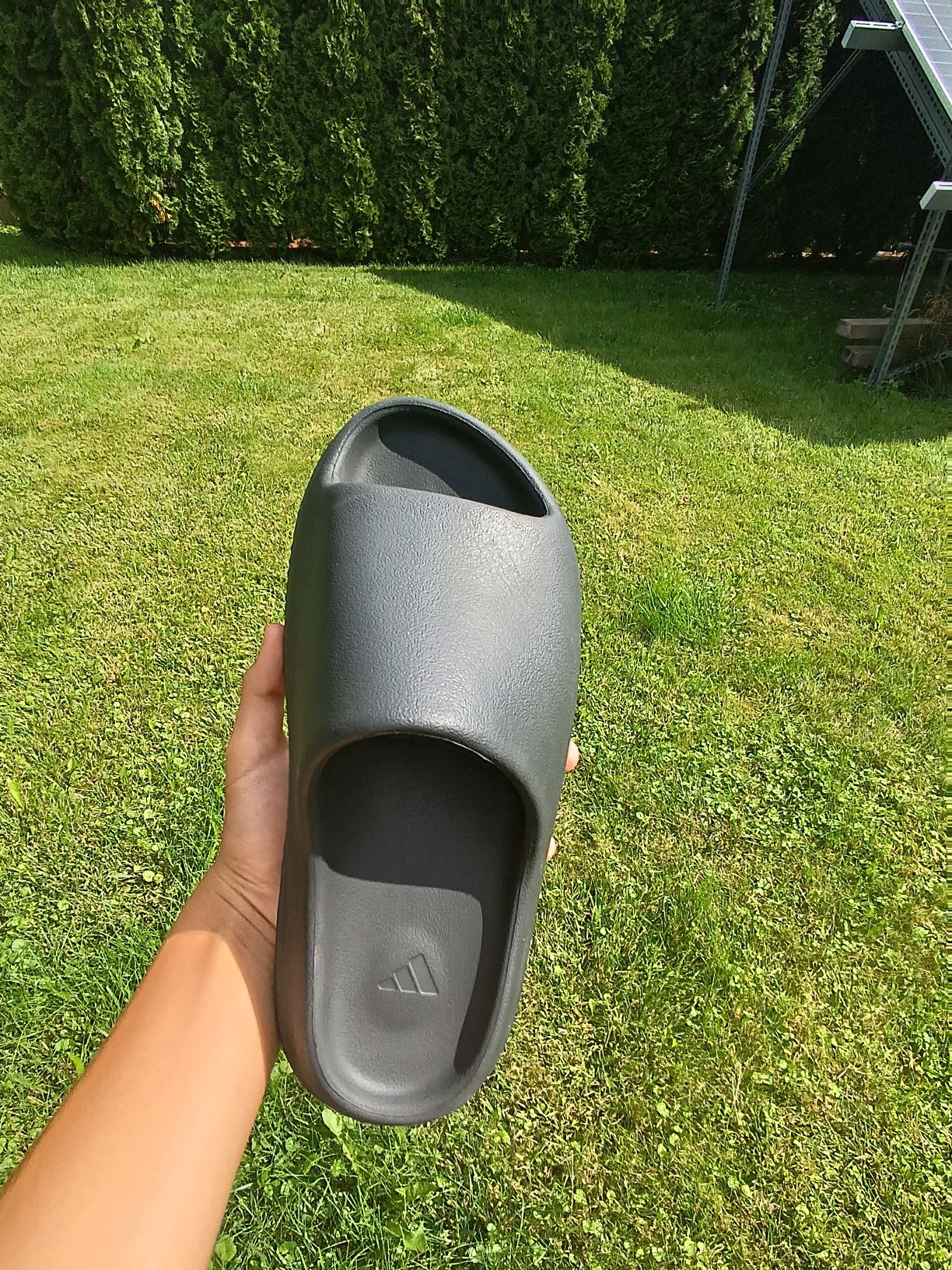 Yeezy Slide mega dobre na lato (OPIS)