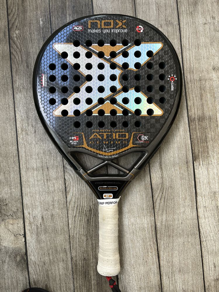 Raquete Padel Nox at10 genius 2020