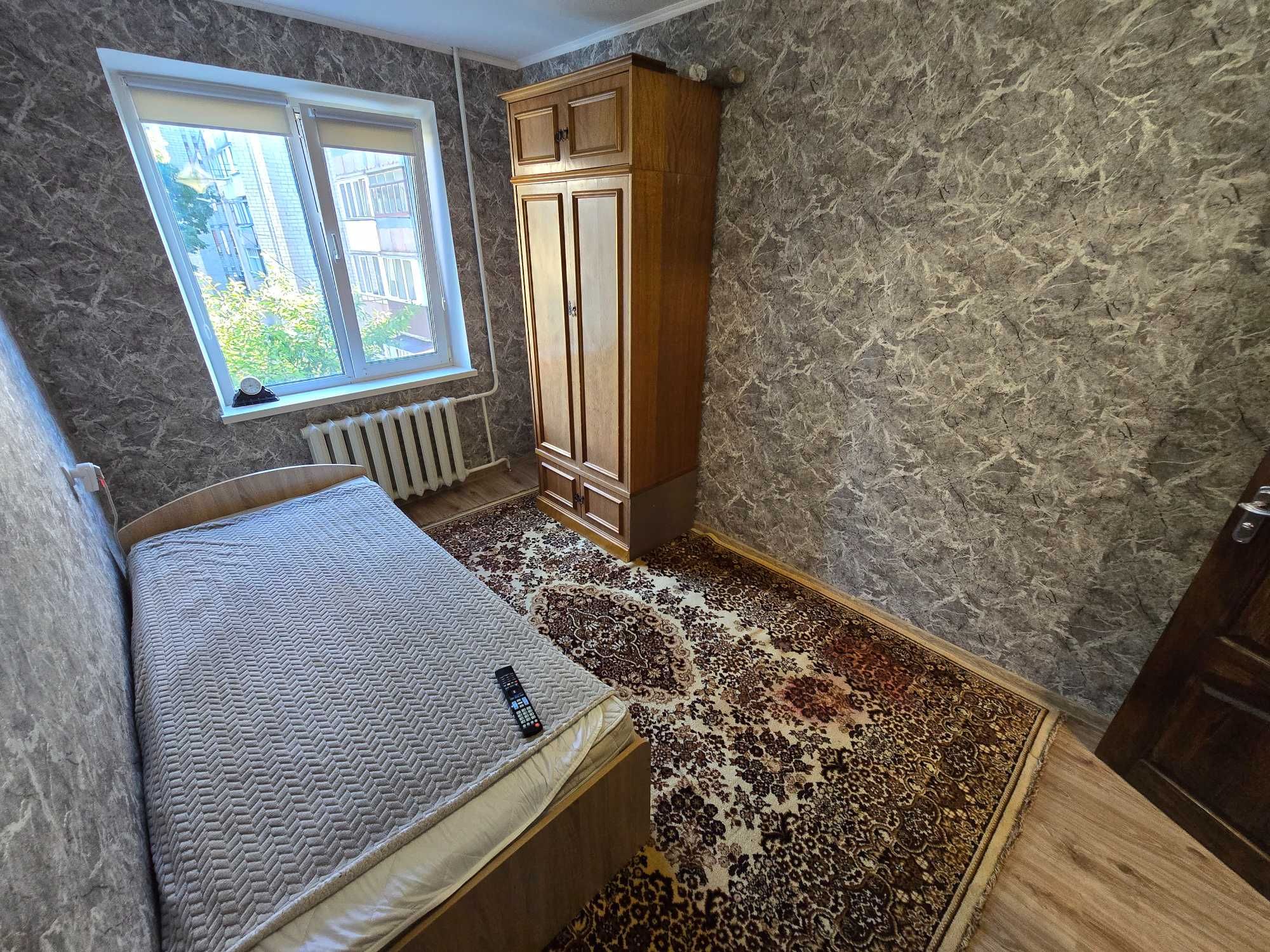 Здається 2-кімн.квартира по вул.Корнелюка в р-ні Київська,читайте опис