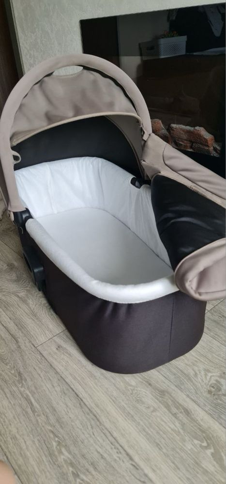 Продам коляску Baby Joger city elite 2 в1