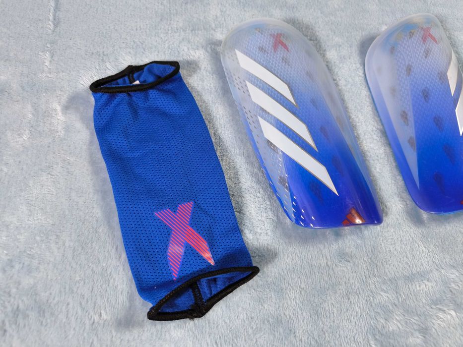 Футбольные щитки Adidas X League M Синие