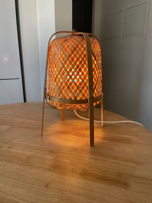 Candeeiro de Mesa KNIXHULT IKEA