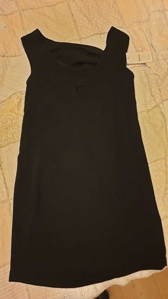 Czarna sukienka Mango nowa, rozmiar s