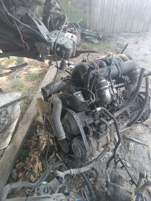 Двигатель w124 e280