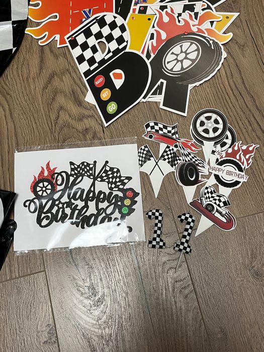 Dekoracje urodzinowe "Formula/wyścigi", 11 lat