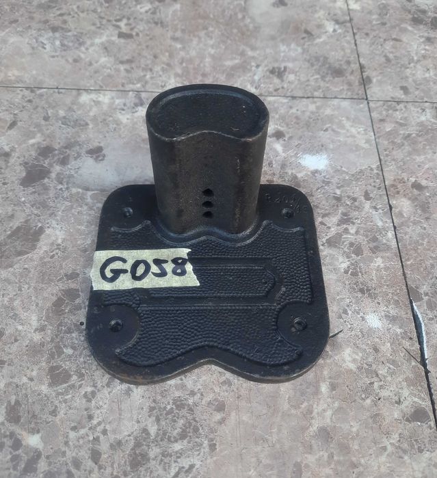 G058 Gong mocowanie strun zegara 3 trzy