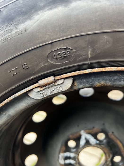 Продам резину з дисками R15 5/112у зборі BELSHINA 195/65 R15  (літо)