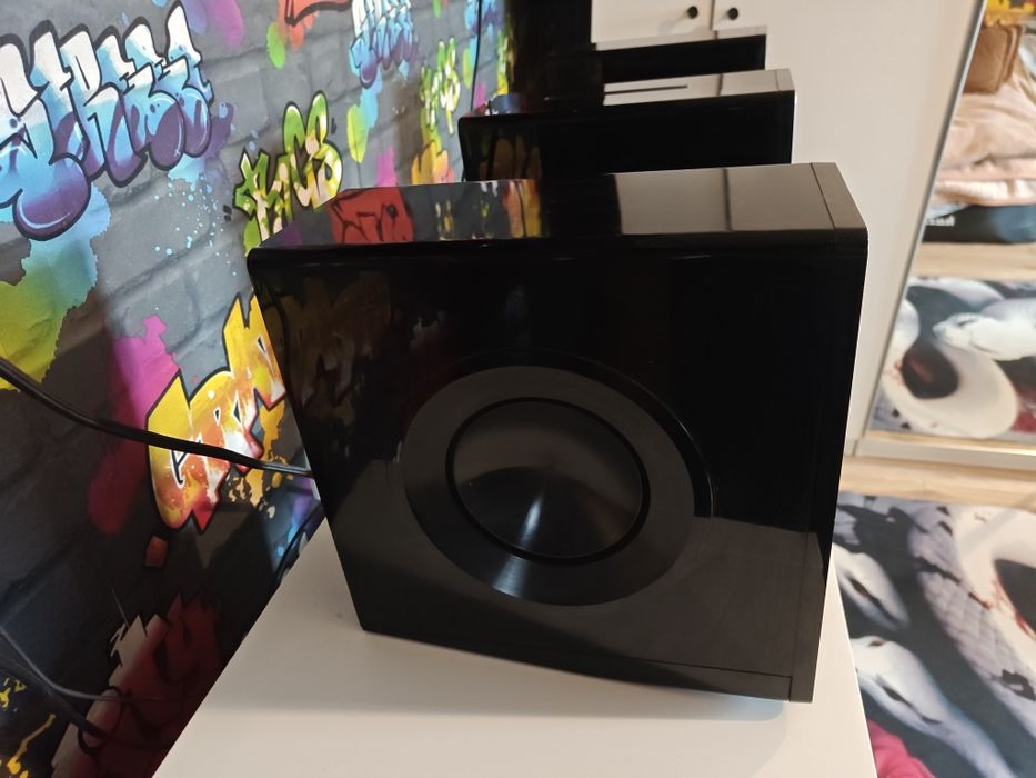 NA sprzedaż wieża LG FB166