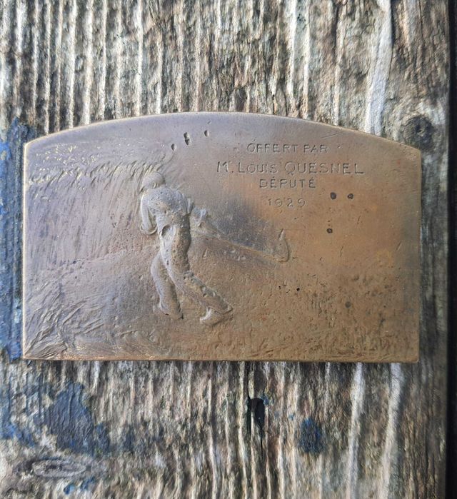 Stary medal z brązu antyk grawer Coudray