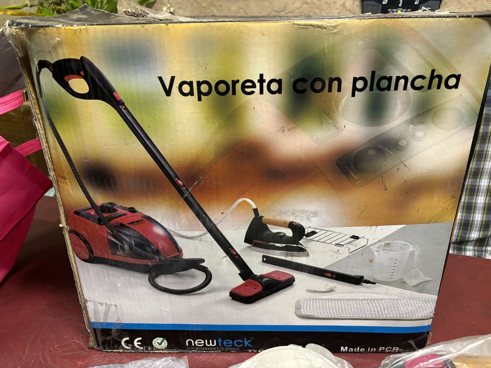 Maquina de limpeza a vapor com ferro