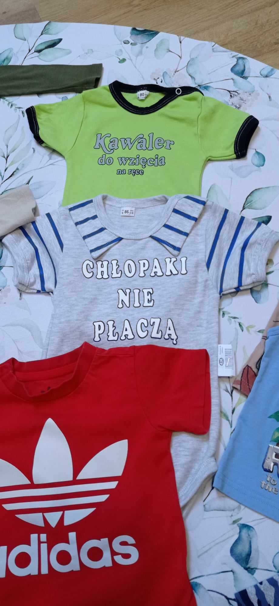 Sprzedam paczkę ubranek stan idealny 80 i 86