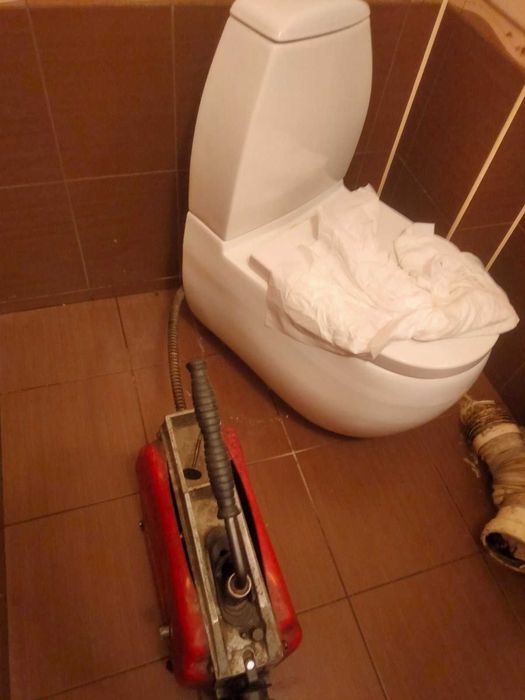 Чистка труб / Чистка каналізації Львів 24/7