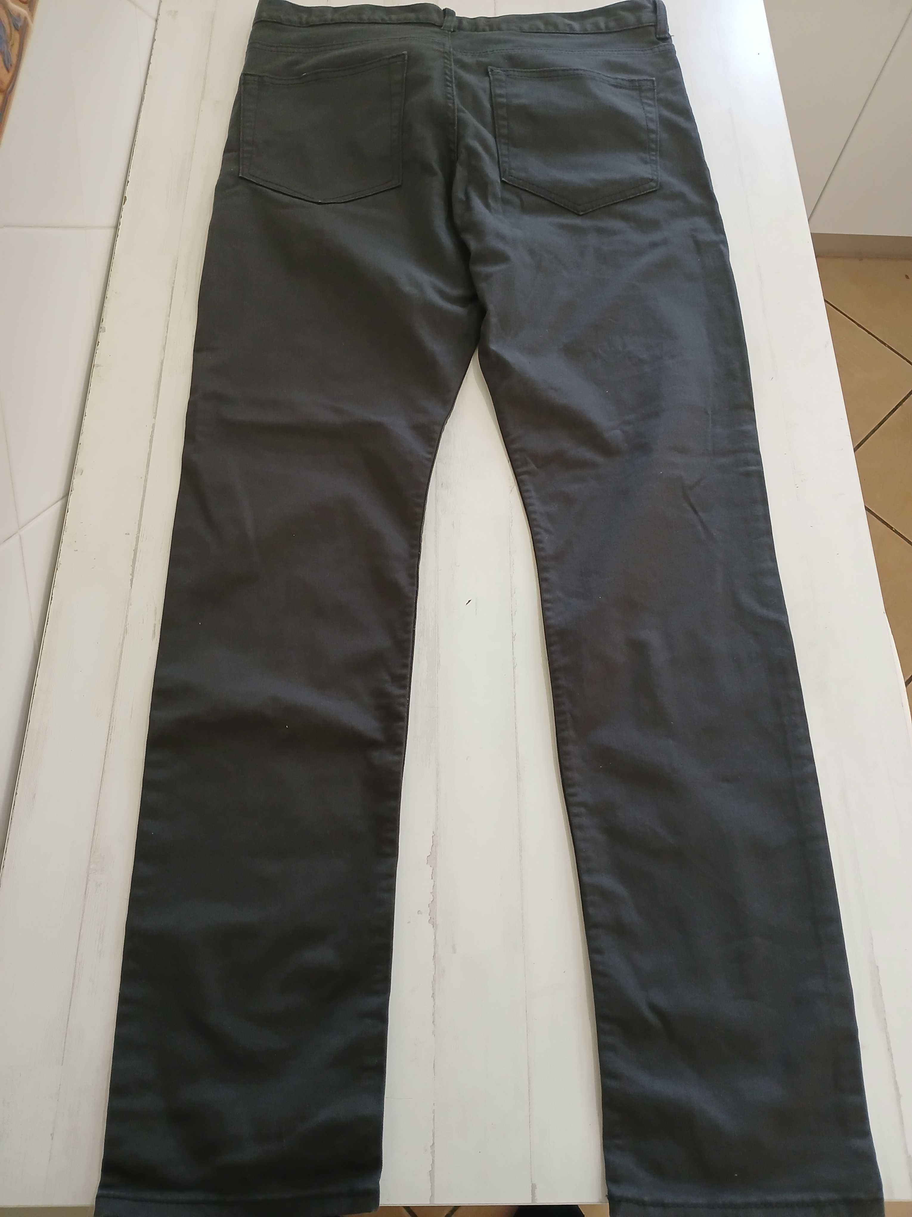 Calças Sarja Clássicas Slim Fit Cinza H&M - Tamanho 42