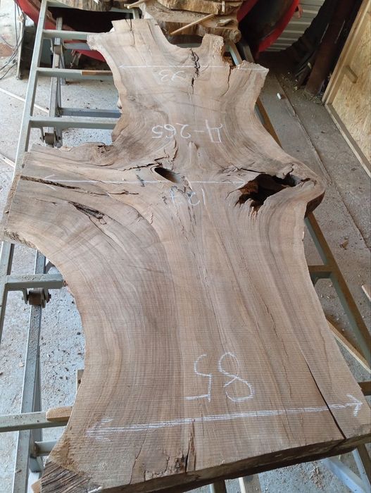 Слеби і торцеві спили від виробника.