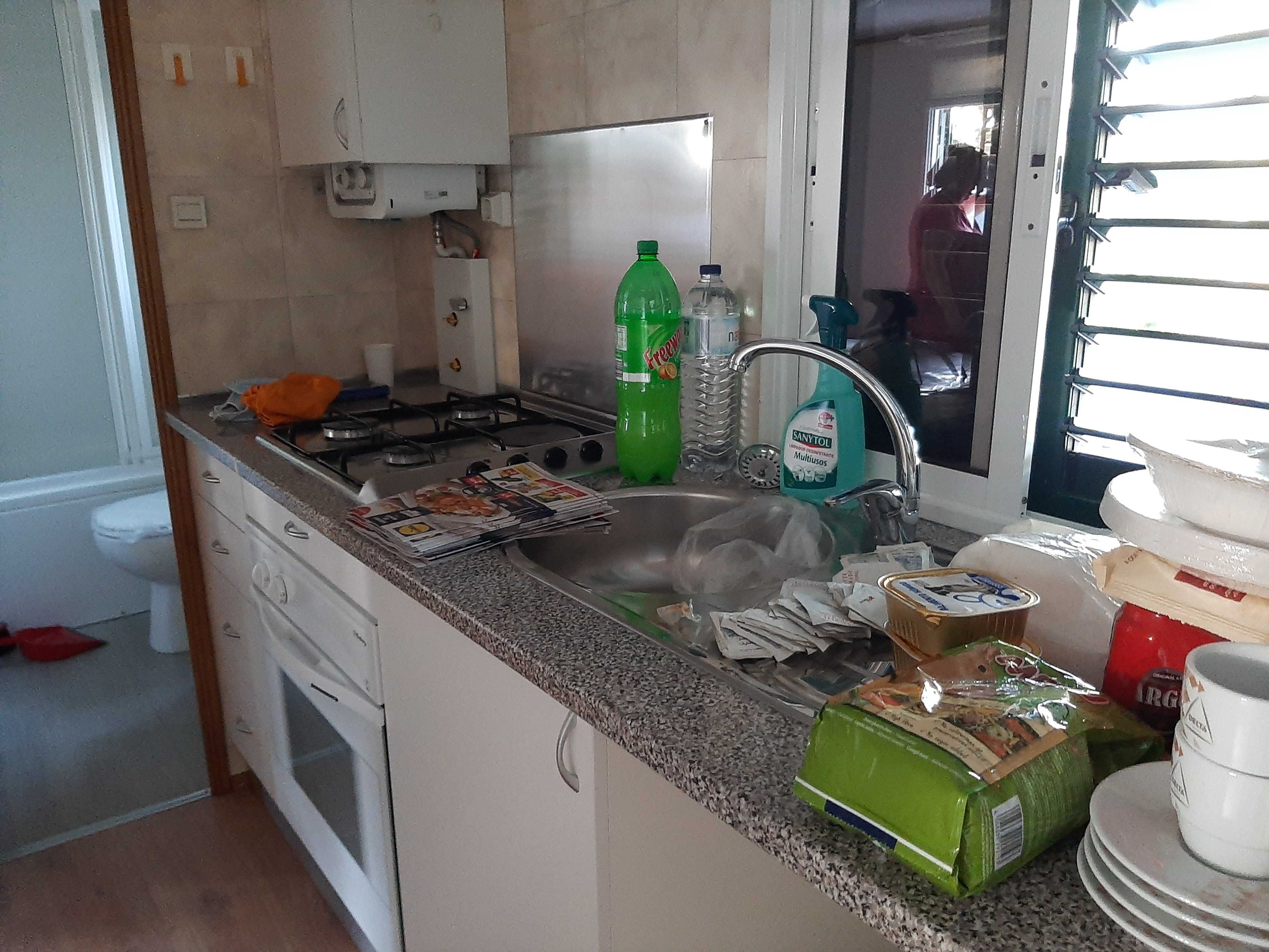 T2 Casa Parque de Campismo Sesimbra Valbom com quintal de 100m2