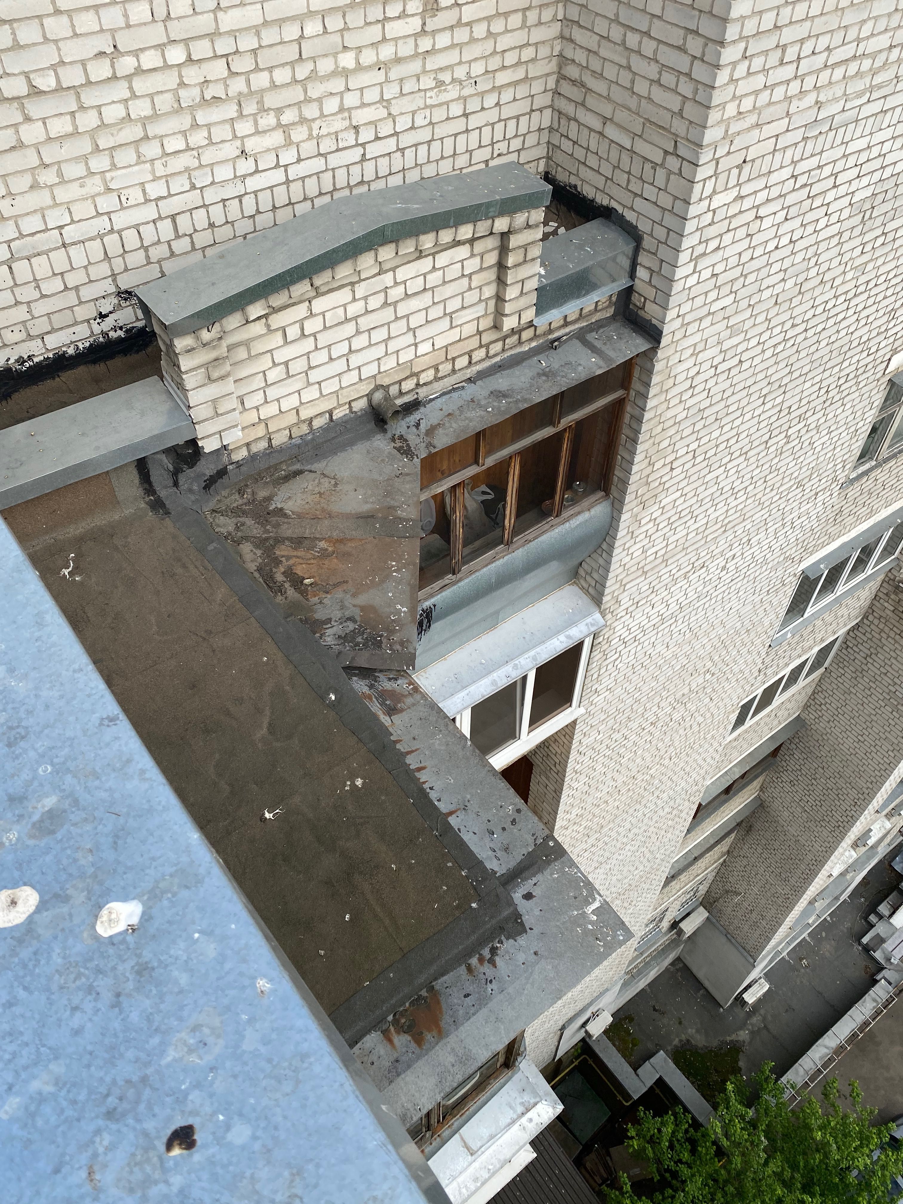 Ремонт монтаж покрівлі / даху балконів Гідроізоляція козирка