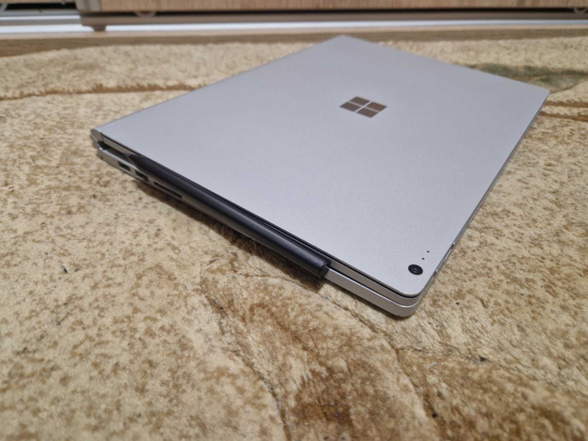 Surface Book 2 13,5 i7/16GB/512GB + Dodatki (ew. zamiana na MB M1)