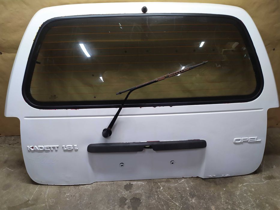 Кришка ляда багажника Опель Кадет караван