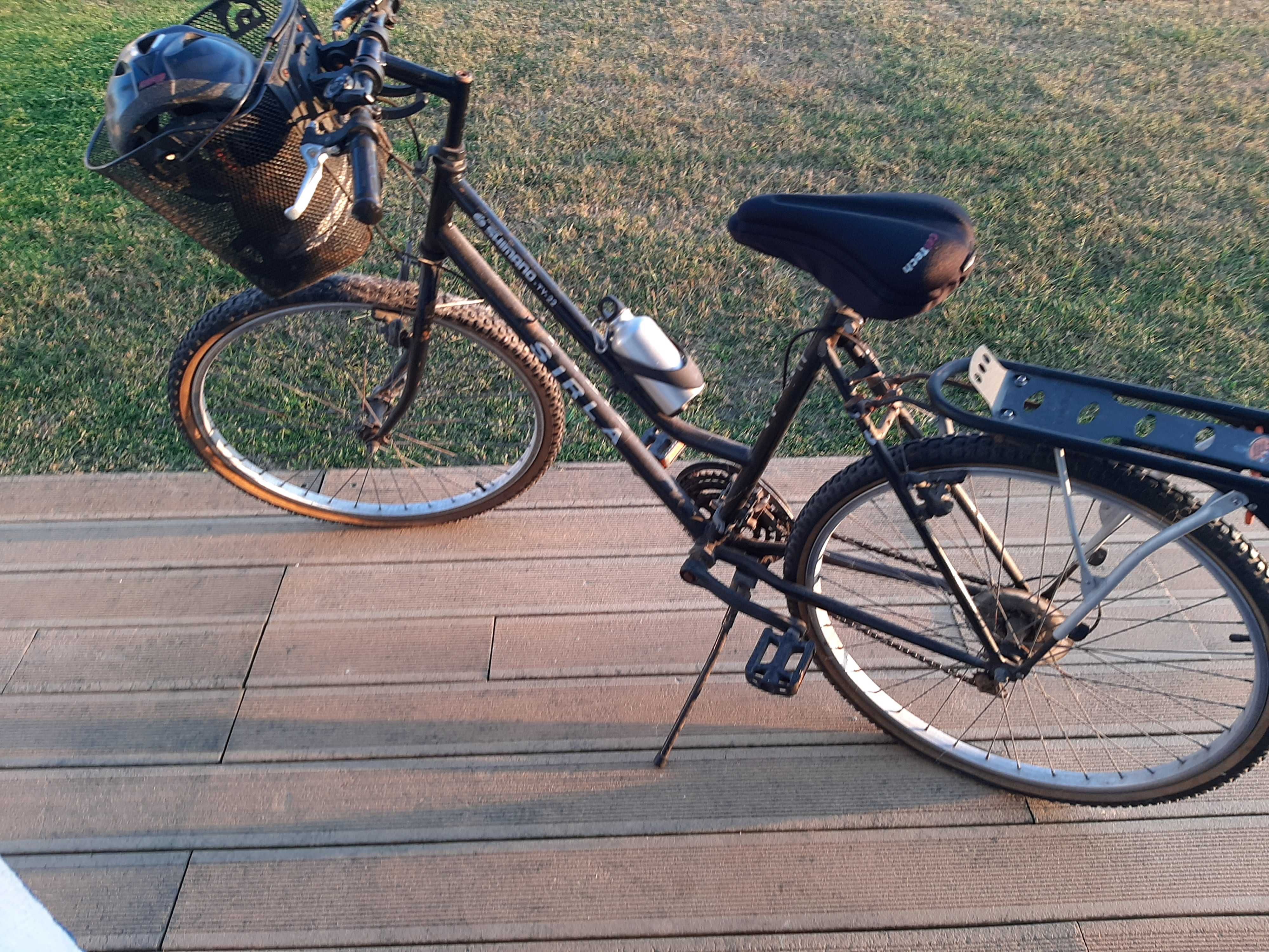 Bicicleta Sirla com equipamento Shimano