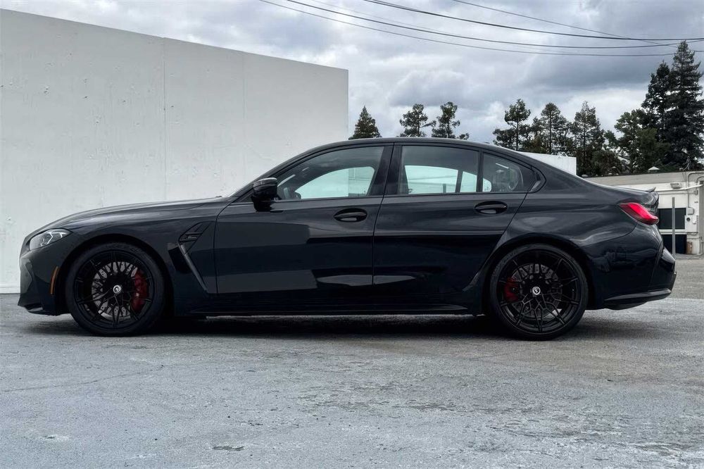 BMW M3 Competition xDrive      2023