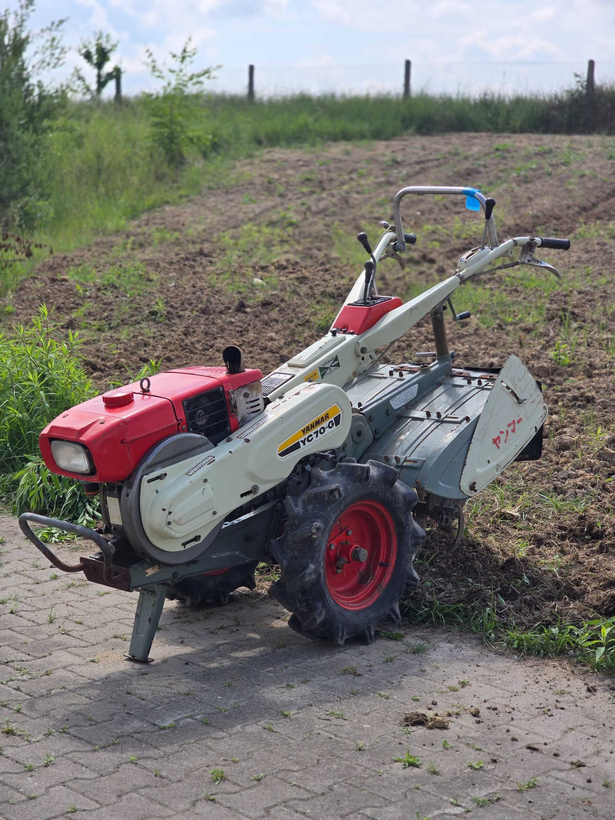 Ciągnik jednoosiowy z glebogryzarką Yanmar YC70-G *GLOBAL*