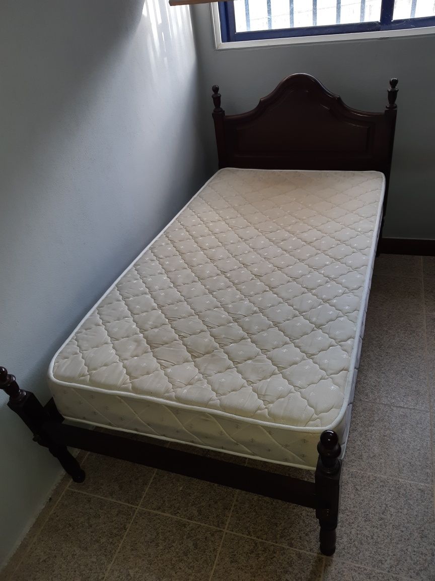 Cama de solteiro completa 1,83 x 0,89 cm (x2)