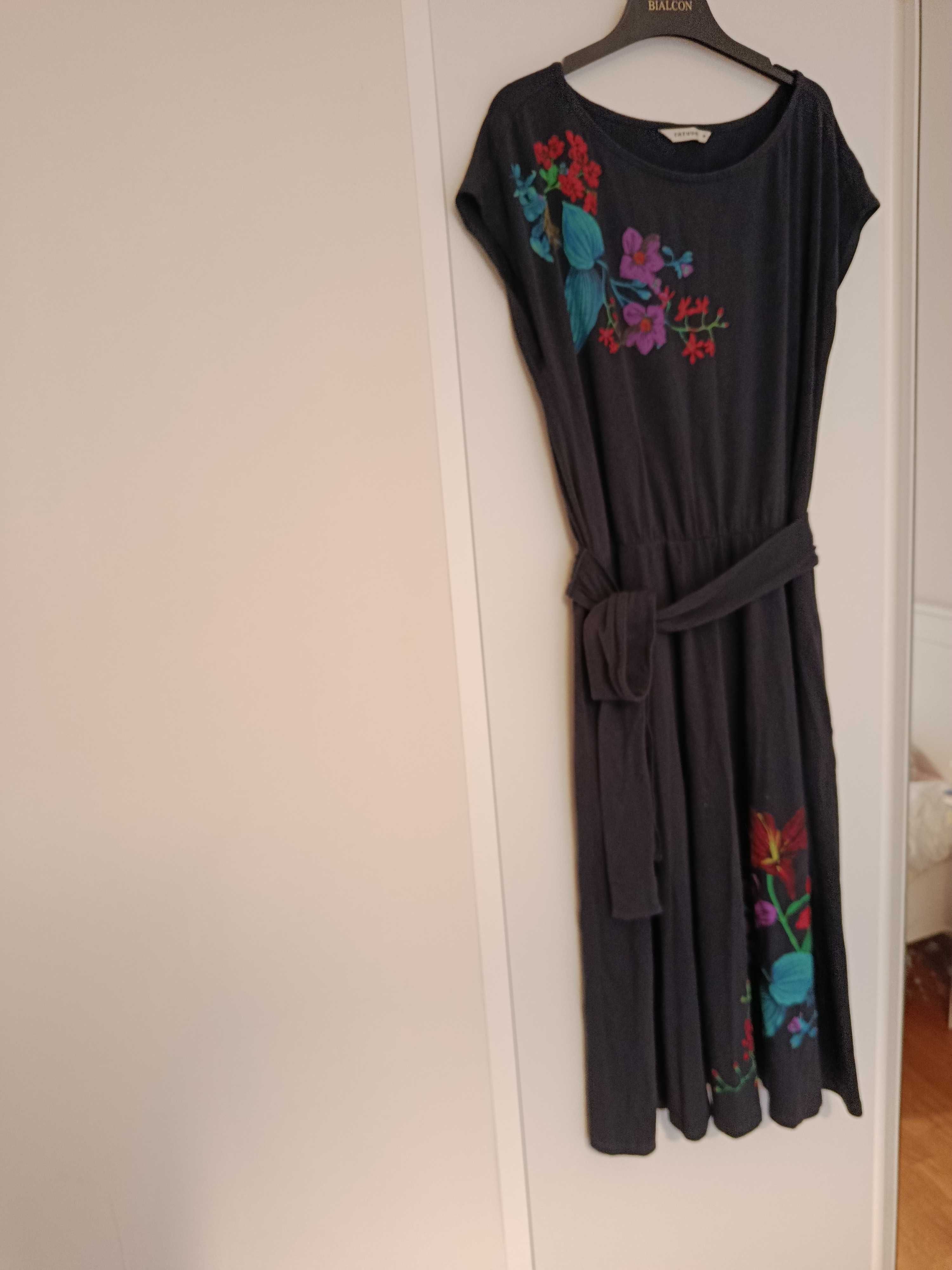 Sukienka Tatuum 38