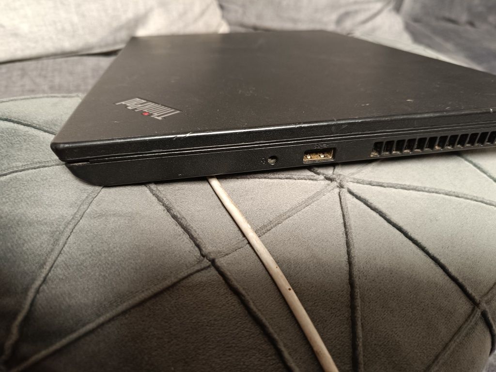 Laptop   ThinkPad