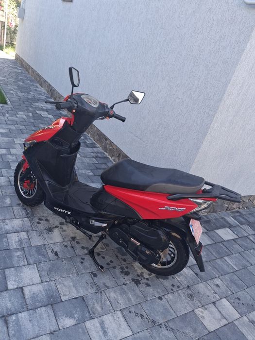 Продам скутер forte JOG...стан б/у