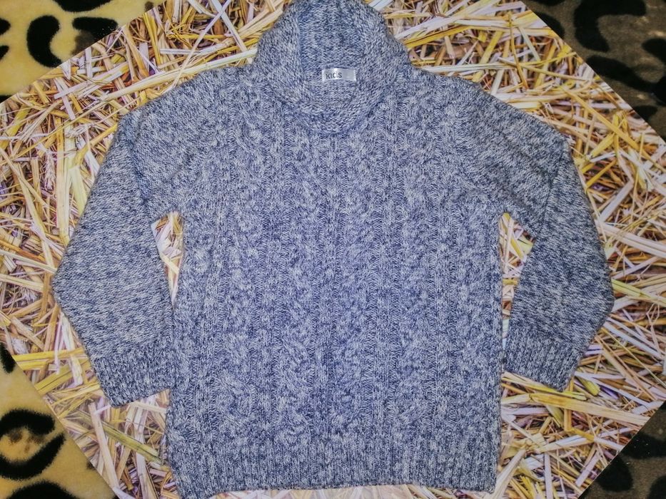 Кофты свитера регланы