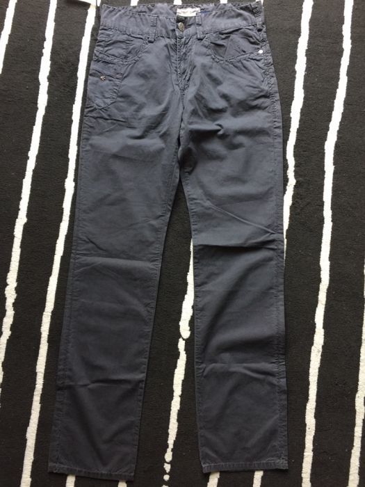 Calças energie novas e originais.tenho tam 30 e 31