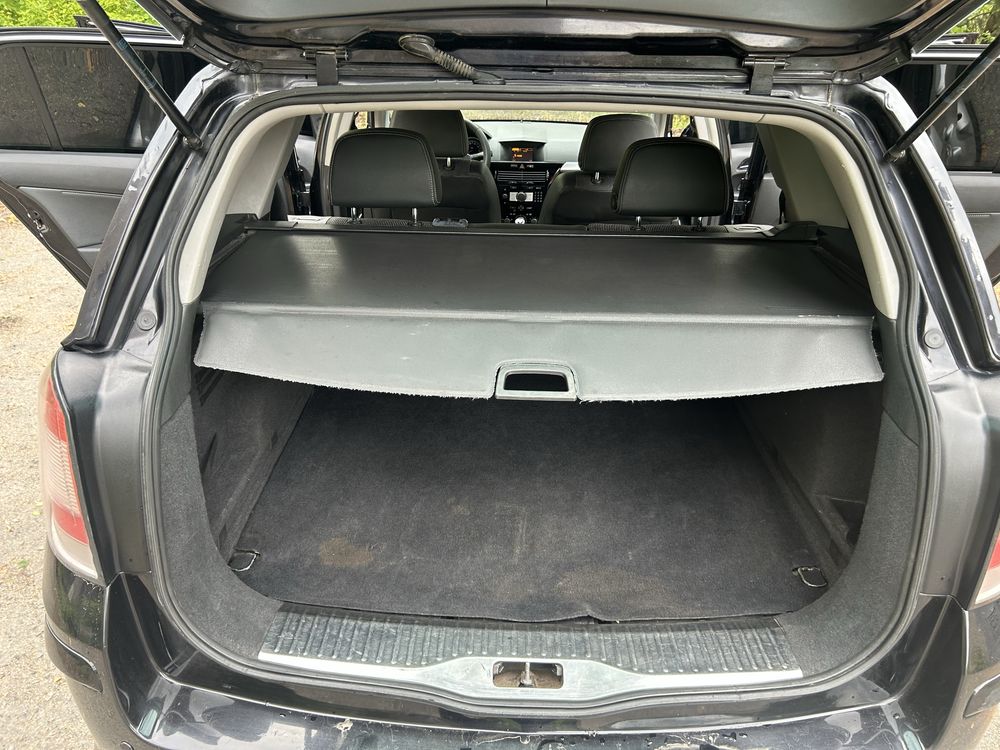 Opel Astra H в гарному стані