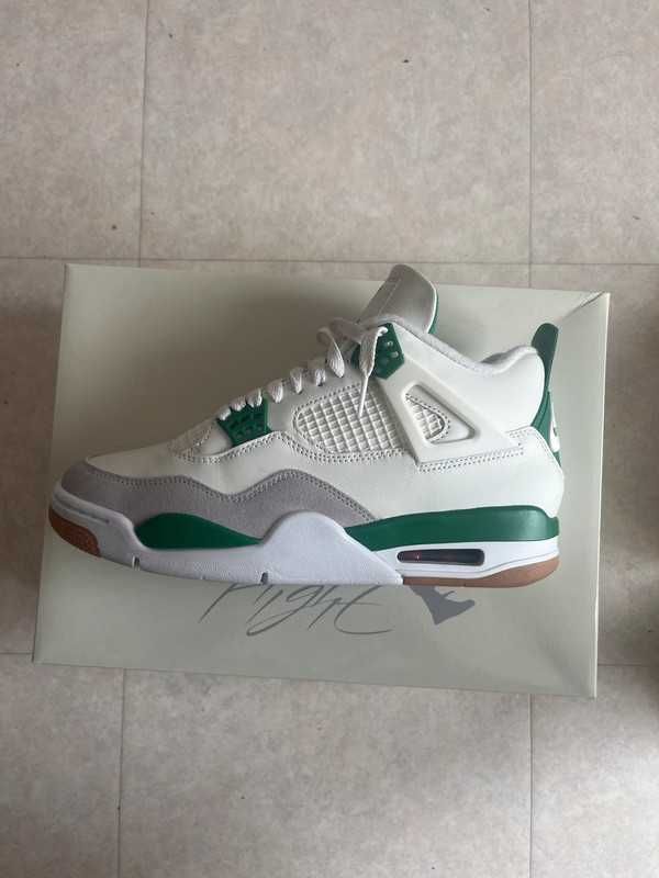 Jordan 4 Retro SB Pine Green R.44