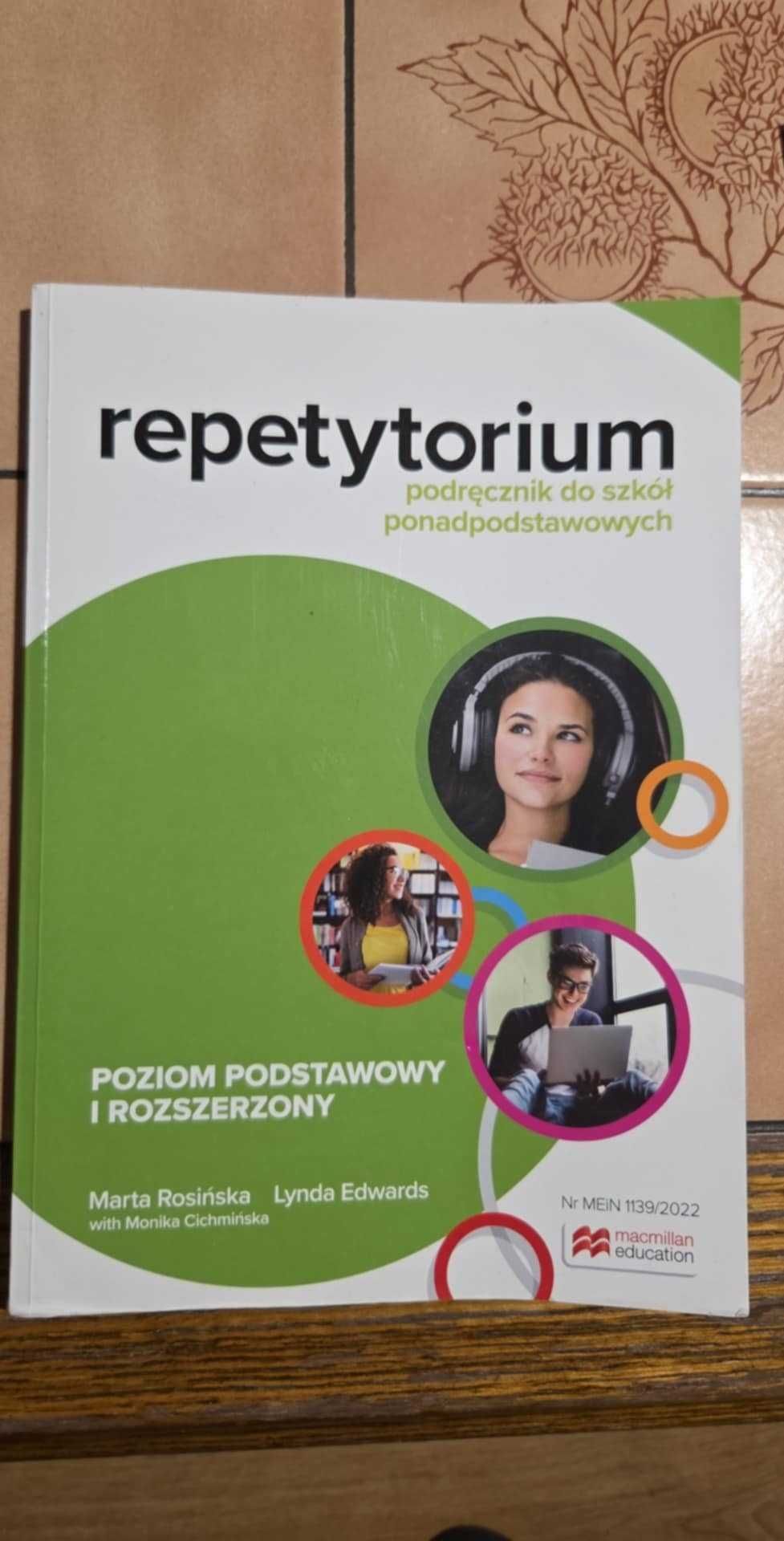 Repetytorium - podręcznik do szkół ponadpodstawowych i Use of Englisch
