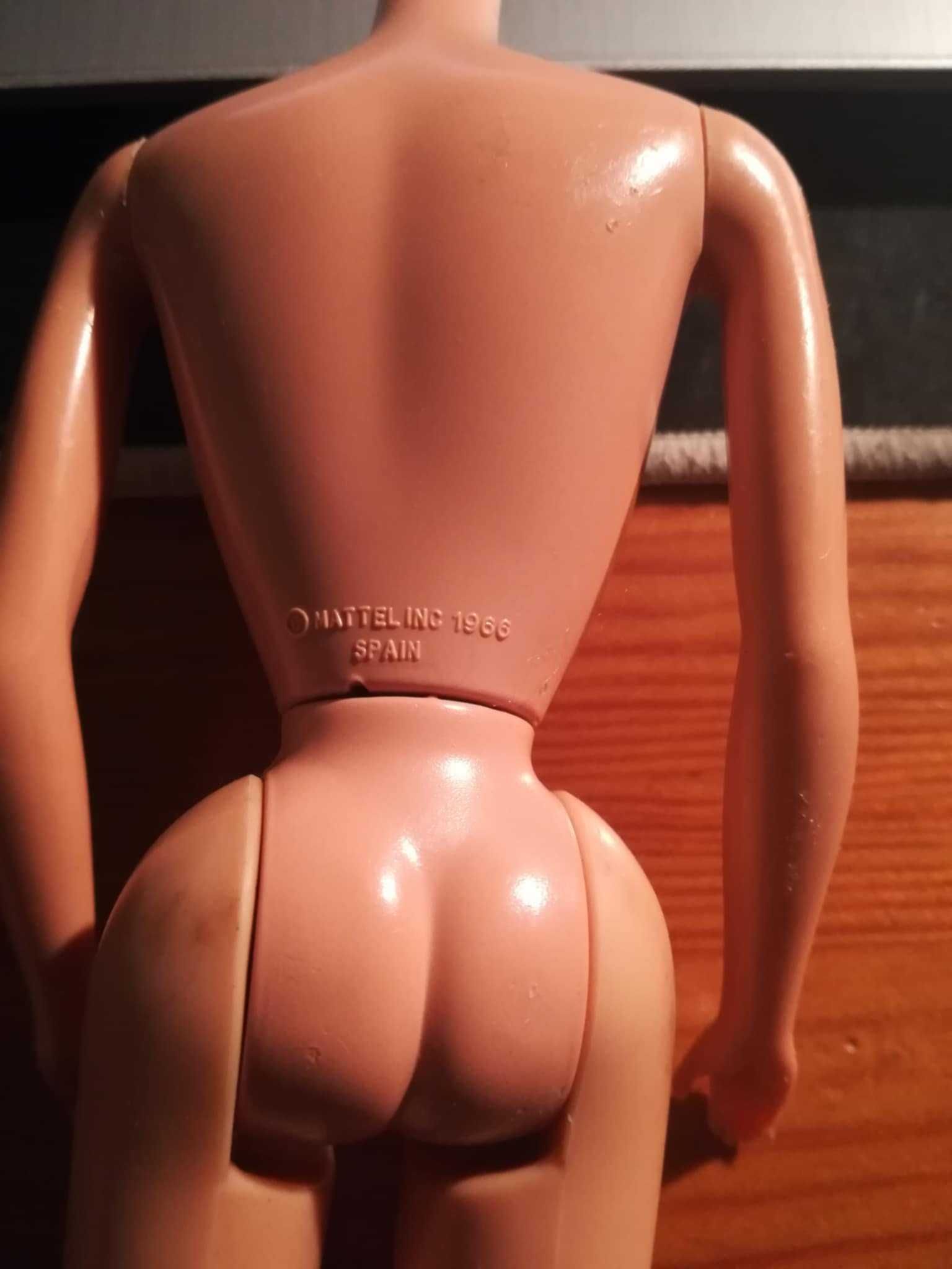 Boneca Barbie não Identificada