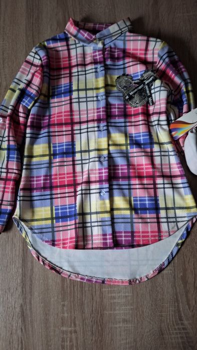 Koszula wvkolorową kratkę  140/146