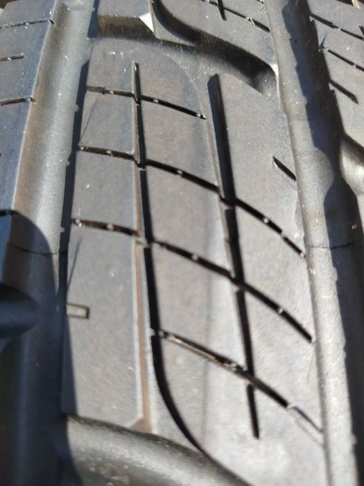 A85# Opony uzywane M/S  275/55/19" Pirelli
