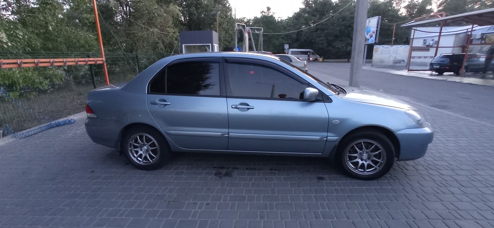 Mitsubishi Lancer 9   2006 г.Днепр.