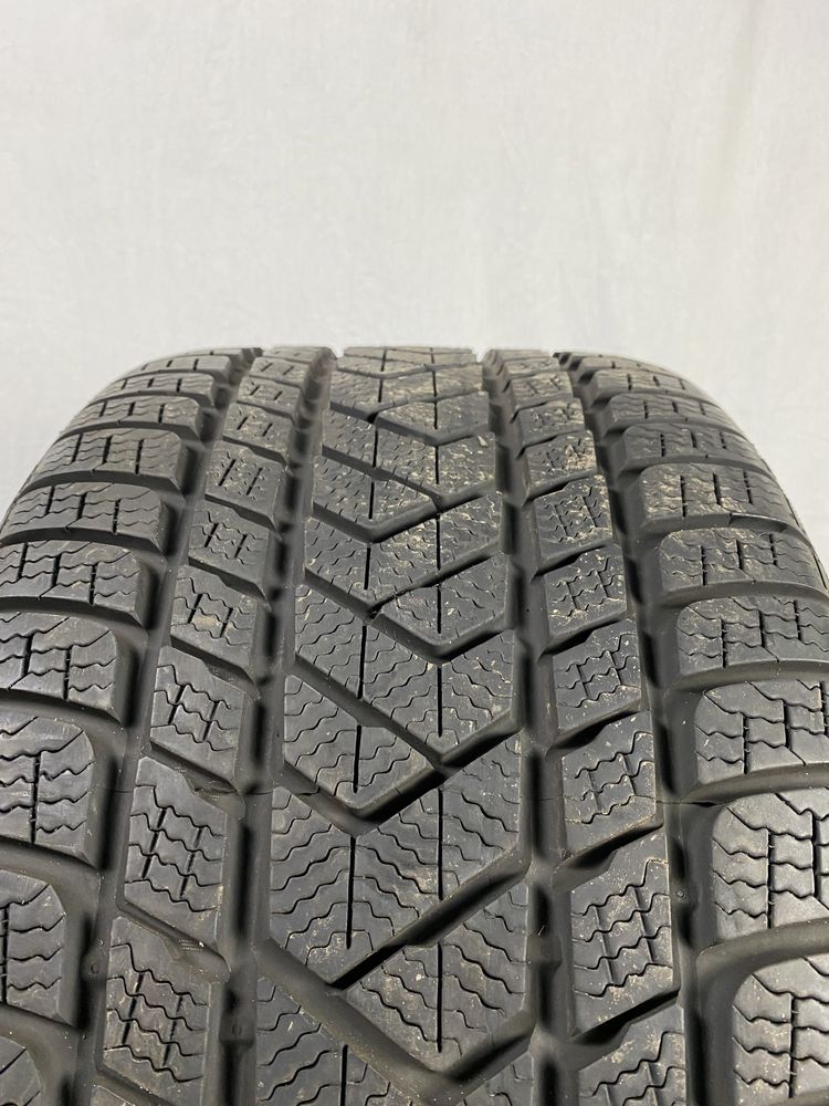 295/30R20 101W Pirelli SottoZero 3 19rok JAK NOWA!!!