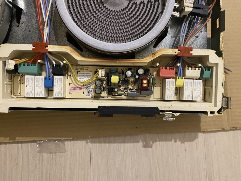 Варочная поверхность electrolux ehf16240xk
