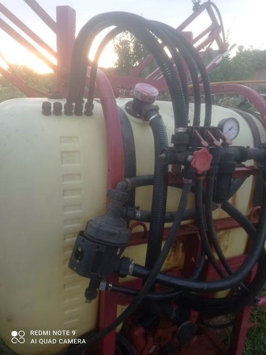 Оприскувач навісний