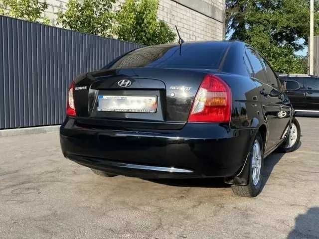 Разборка Hyundai Accent 2008 1.4  черный Цвет серый салон запчасти