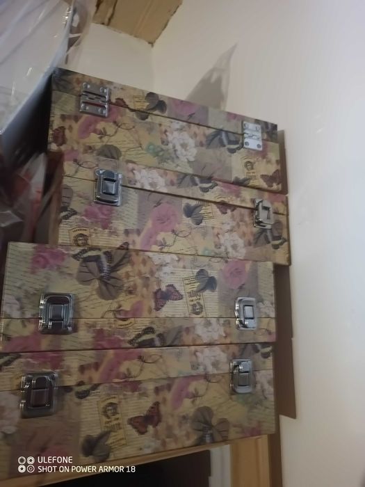 CAIXAS DE PRESENTE