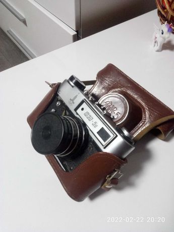 Фотоаппарат Фэд 5в с олимпийской символикой.