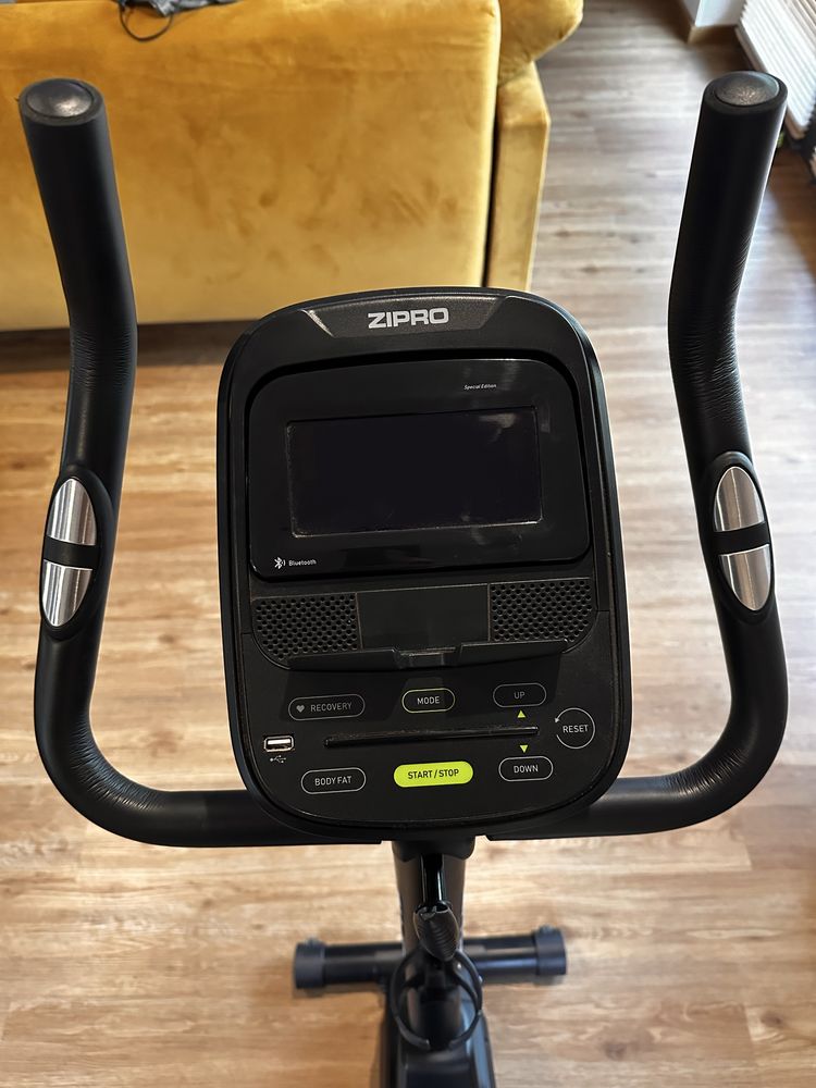 Rower stacjonarny Zipro Flame
