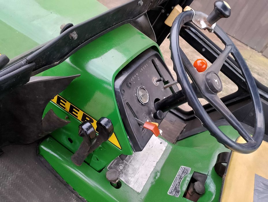 Ciągniczek John Deere 317